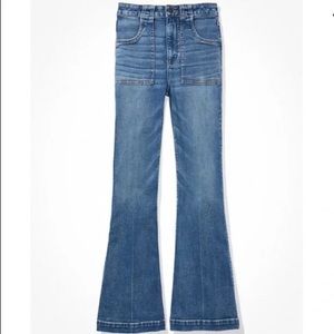 American Eagle Ne(x)t Level Strech Super High Waist Flared Jeans Size 12